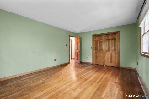 43 Robinhood Drive Ledyard CT 06335