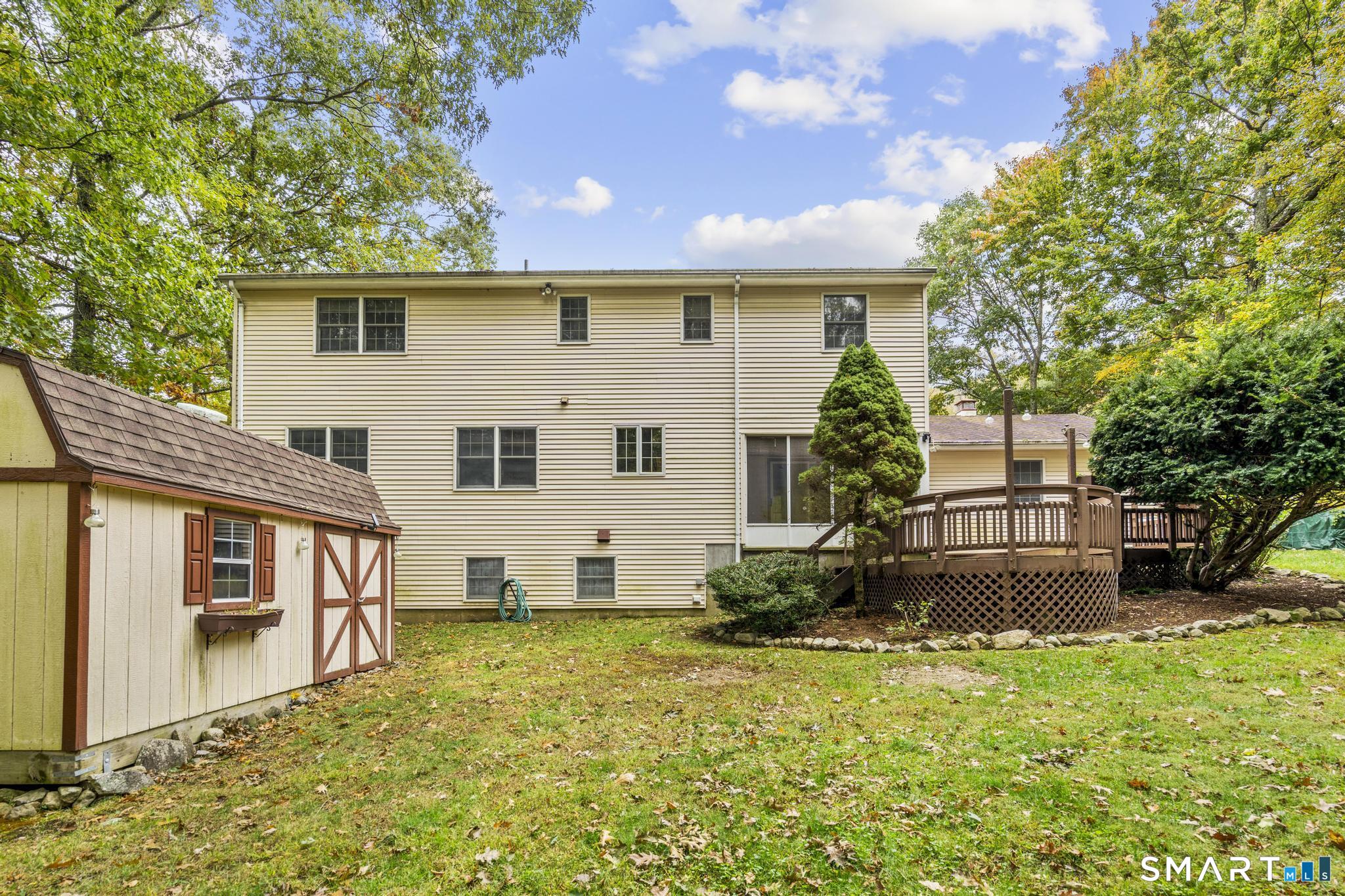 43 Robinhood Drive Ledyard CT 06335