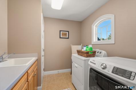 22 Clay Creek Drive Suffield CT 06078