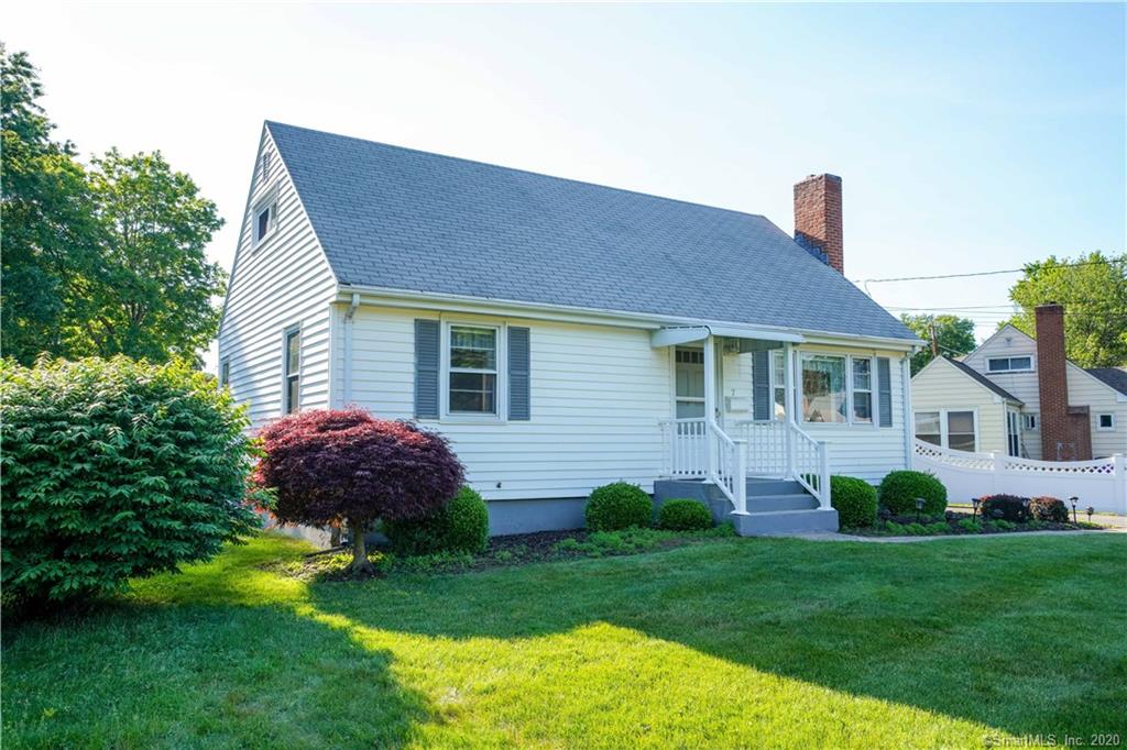 7 Douglas Circle West Hartford CT 06110
