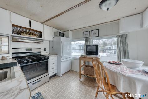 42 Grandview Circle Mansfield CT 06268
