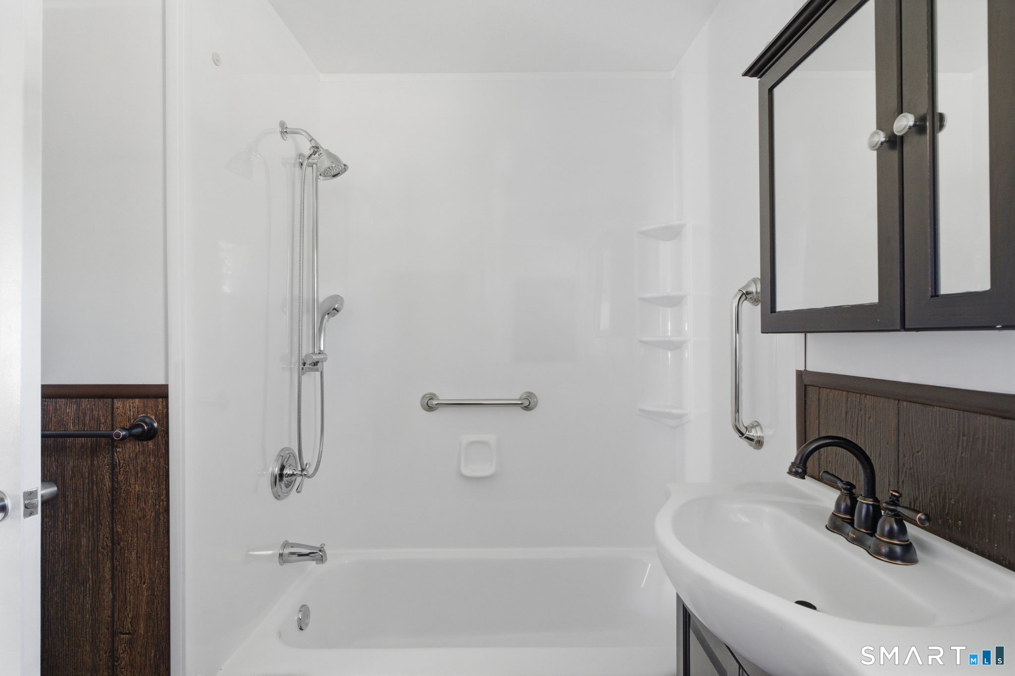 72 Orchard Drive Montville CT 06382