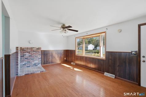 72 Orchard Drive Montville CT 06382
