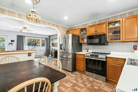 34 Beacon Manor Circle Naugatuck CT 06770