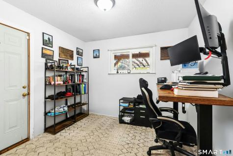 34 Beacon Manor Circle Naugatuck CT 06770