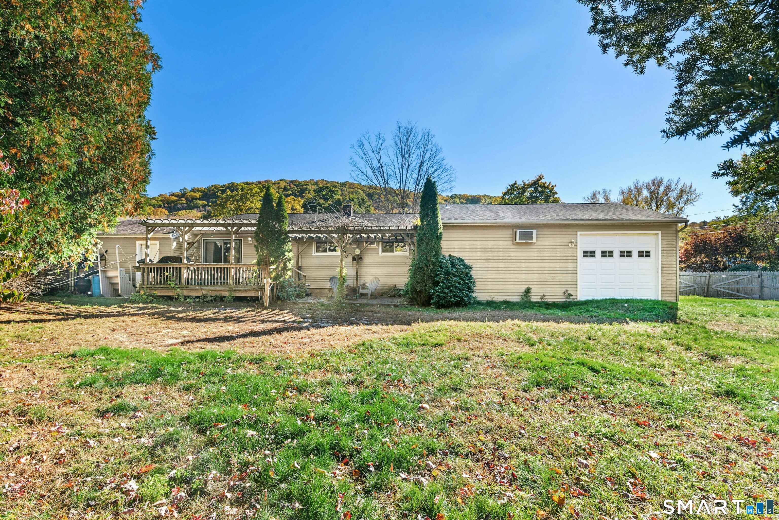 34 Beacon Manor Circle Naugatuck CT 06770
