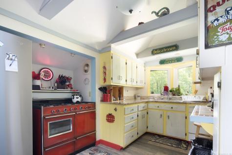 48 Preston Lane Salisbury CT 06068