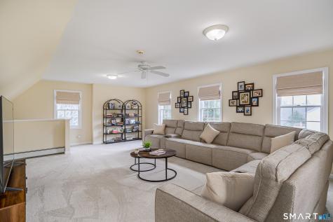 1 Whipstick Road New Fairfield CT 06812