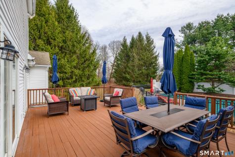 1 Whipstick Road New Fairfield CT 06812