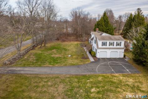 1 Whipstick Road New Fairfield CT 06812