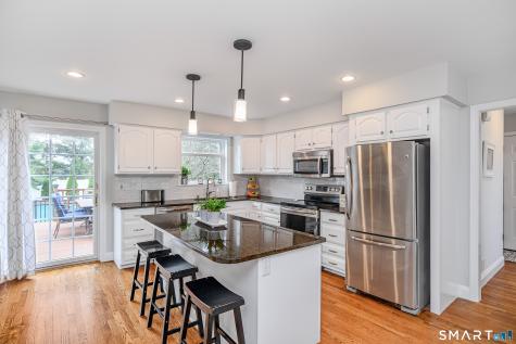 1 Whipstick Road New Fairfield CT 06812