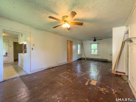 24 Tatem Street Putnam CT 06260
