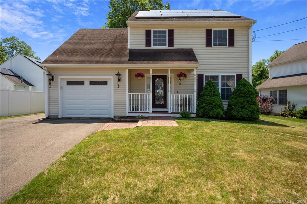 12 Victoria Court Hamden CT 06514