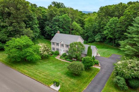 18 Sleepy Hollow Road Newtown CT 06482