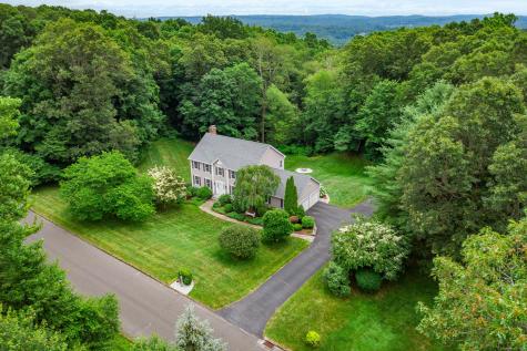 18 Sleepy Hollow Road Newtown CT 06482