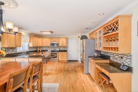 18 Sleepy Hollow Road Newtown CT 06482