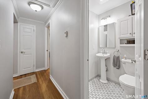 20 Wyndwood Road Farmington CT 06032