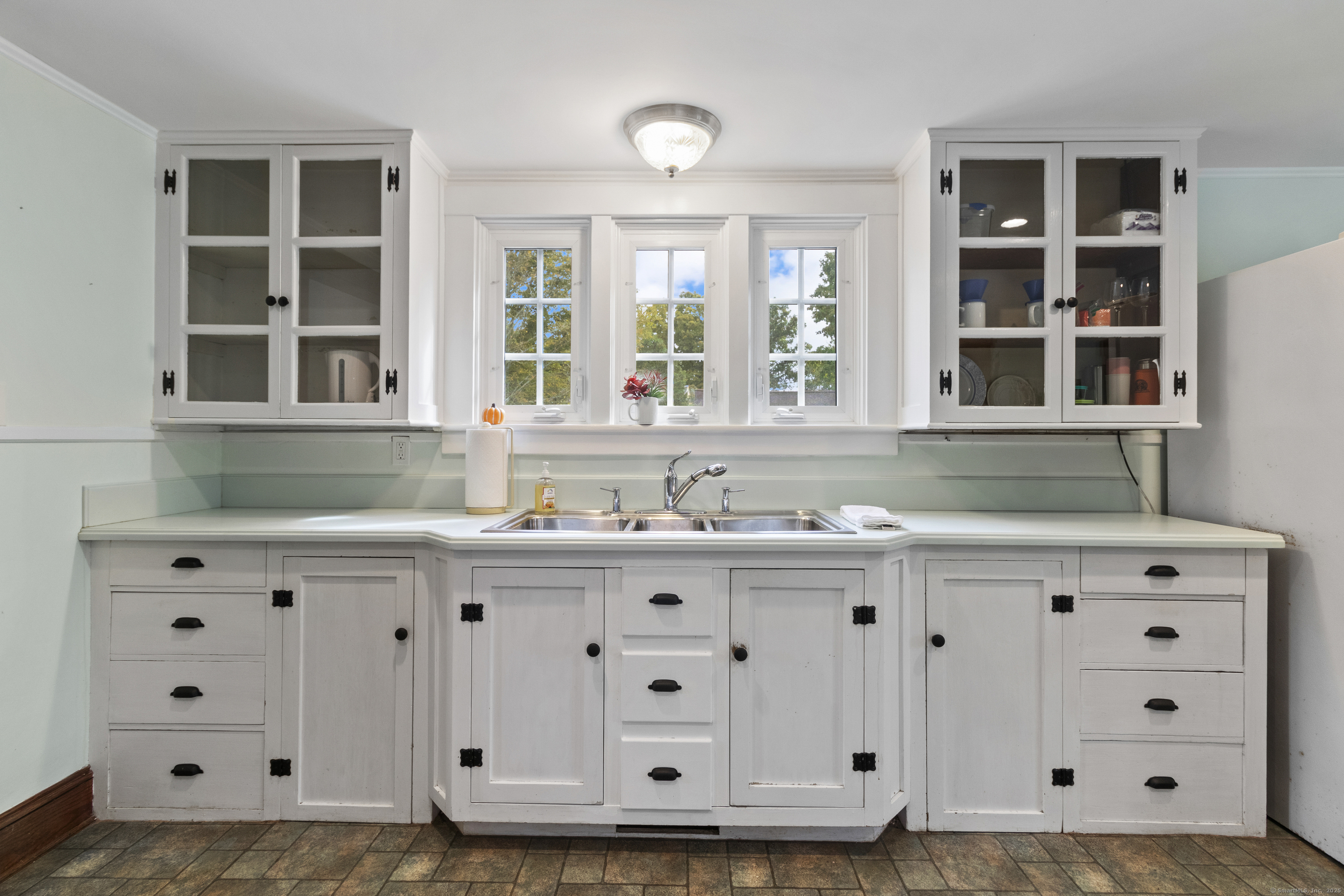 587 Taugwonk Road Stonington CT 06378