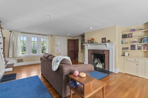 587 Taugwonk Road Stonington CT 06378