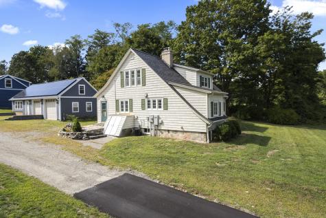 587 Taugwonk Road Stonington CT 06378
