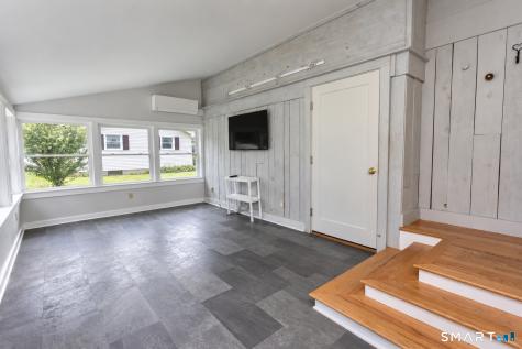 10 Colonial Drive Simsbury CT 06070