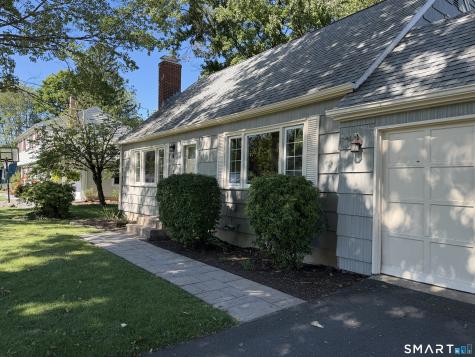 10 Colonial Drive Simsbury CT 06070