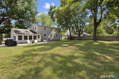 10 Colonial Drive Simsbury CT 06070