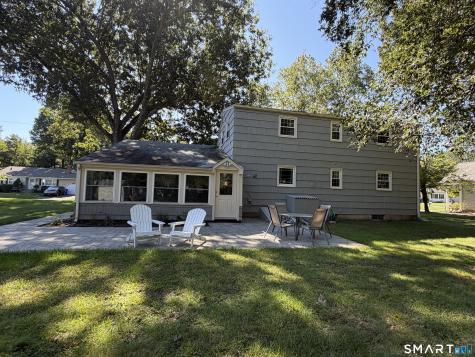 10 Colonial Drive Simsbury CT 06070