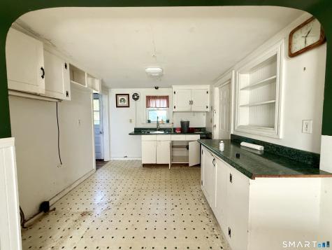 28 Lovers Lane Windham CT 06280