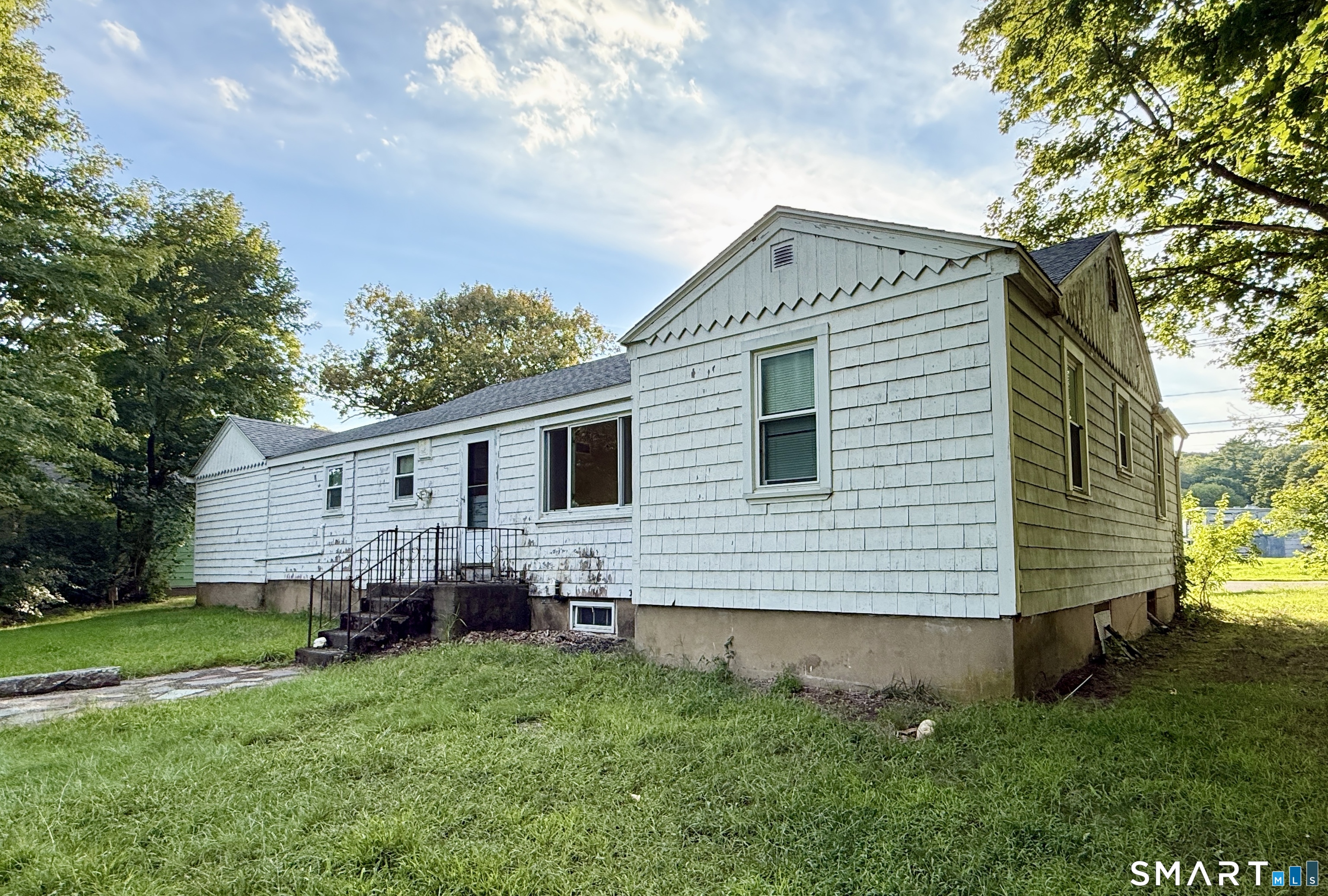 28 Lovers Lane Windham CT 06280