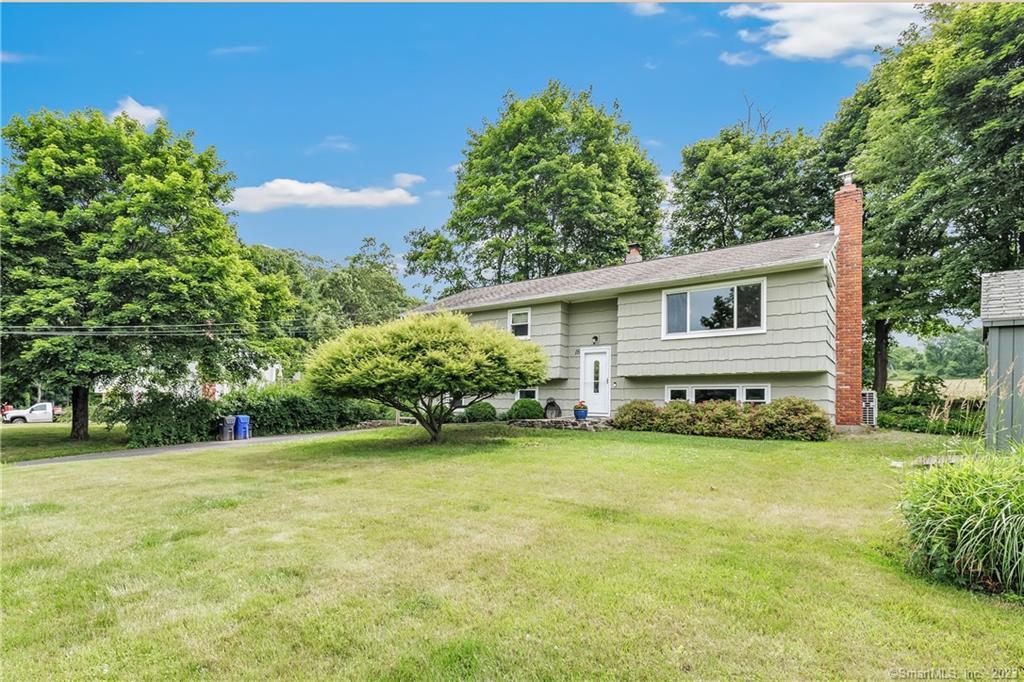 18 Carriage Drive New Milford CT 06776