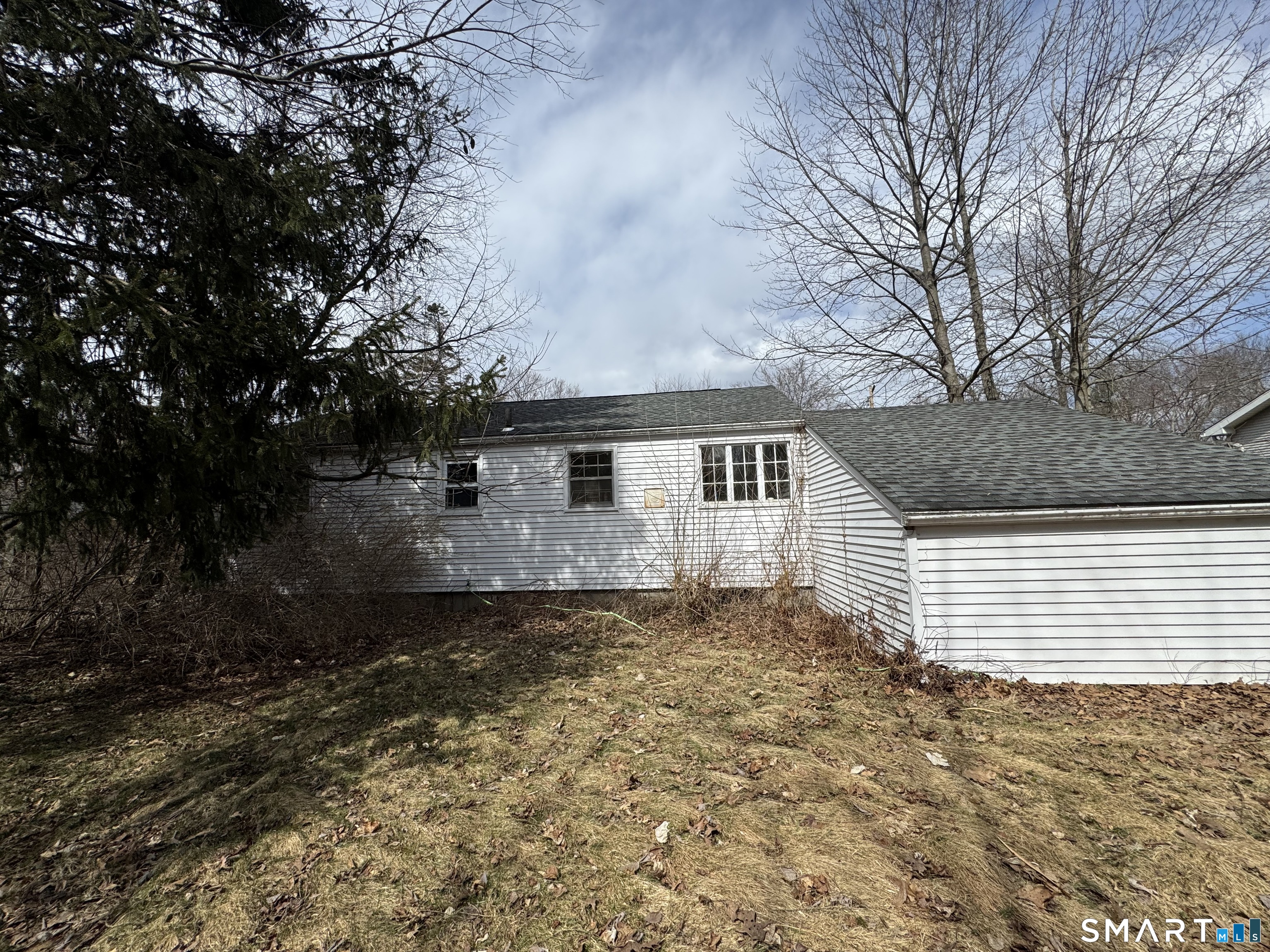 20 Meadowlark Road Enfield CT 06082