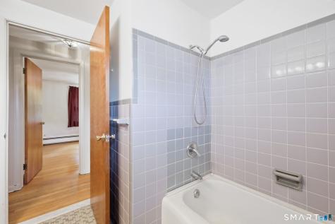 41 Crestwood Drive Manchester CT 06040