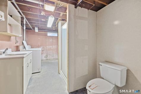 41 Crestwood Drive Manchester CT 06040