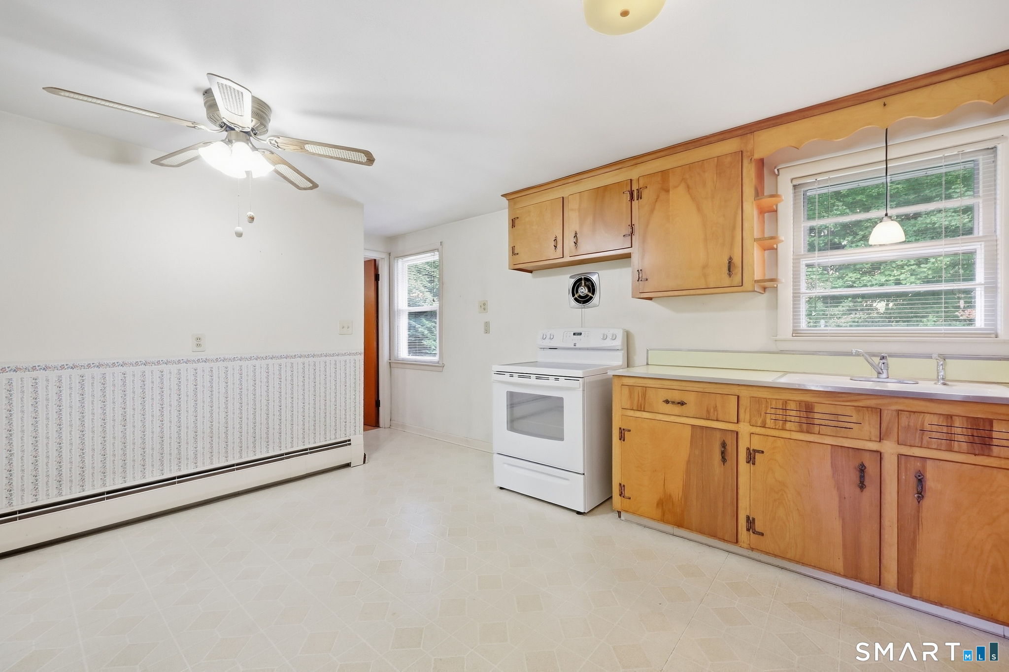 41 Crestwood Drive Manchester CT 06040
