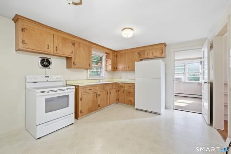 41 Crestwood Drive Manchester CT 06040
