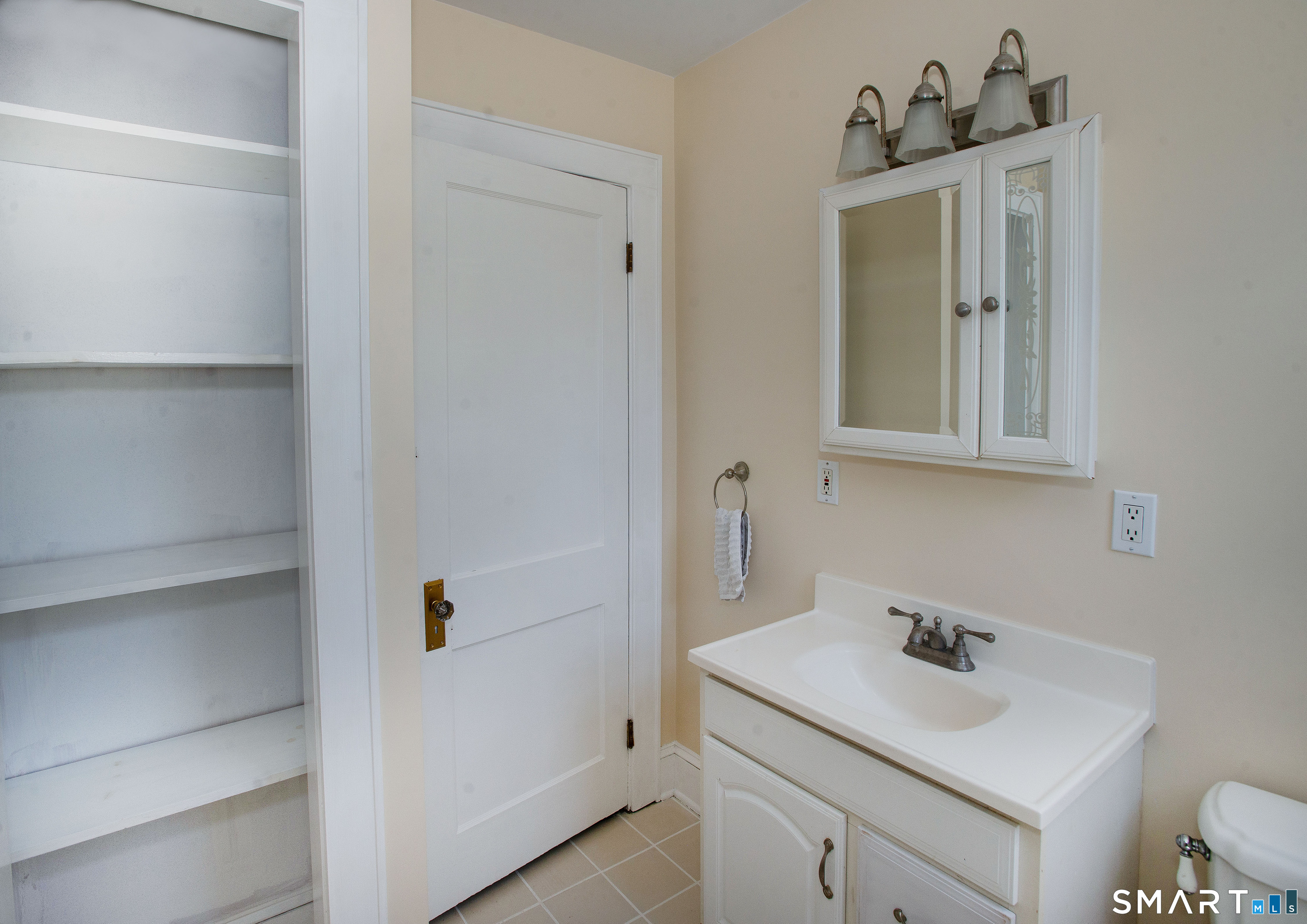 159 Barry Avenue Ridgefield CT 06877