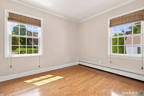16 Sunrise Avenue Trumbull CT 06611