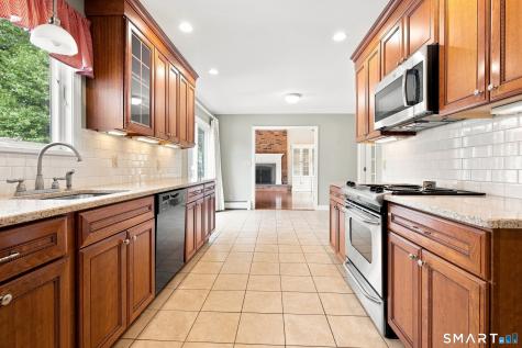 16 Sunrise Avenue Trumbull CT 06611