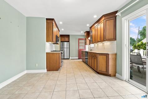16 Sunrise Avenue Trumbull CT 06611