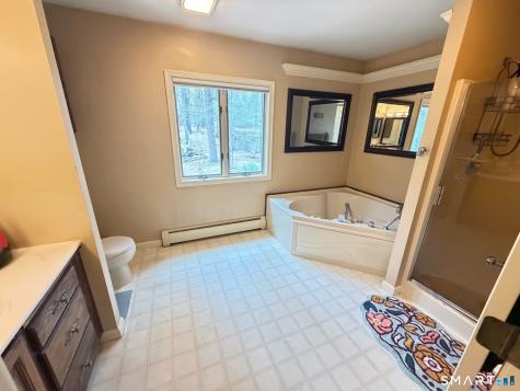 4 Desjardins Drive Montville CT 06382
