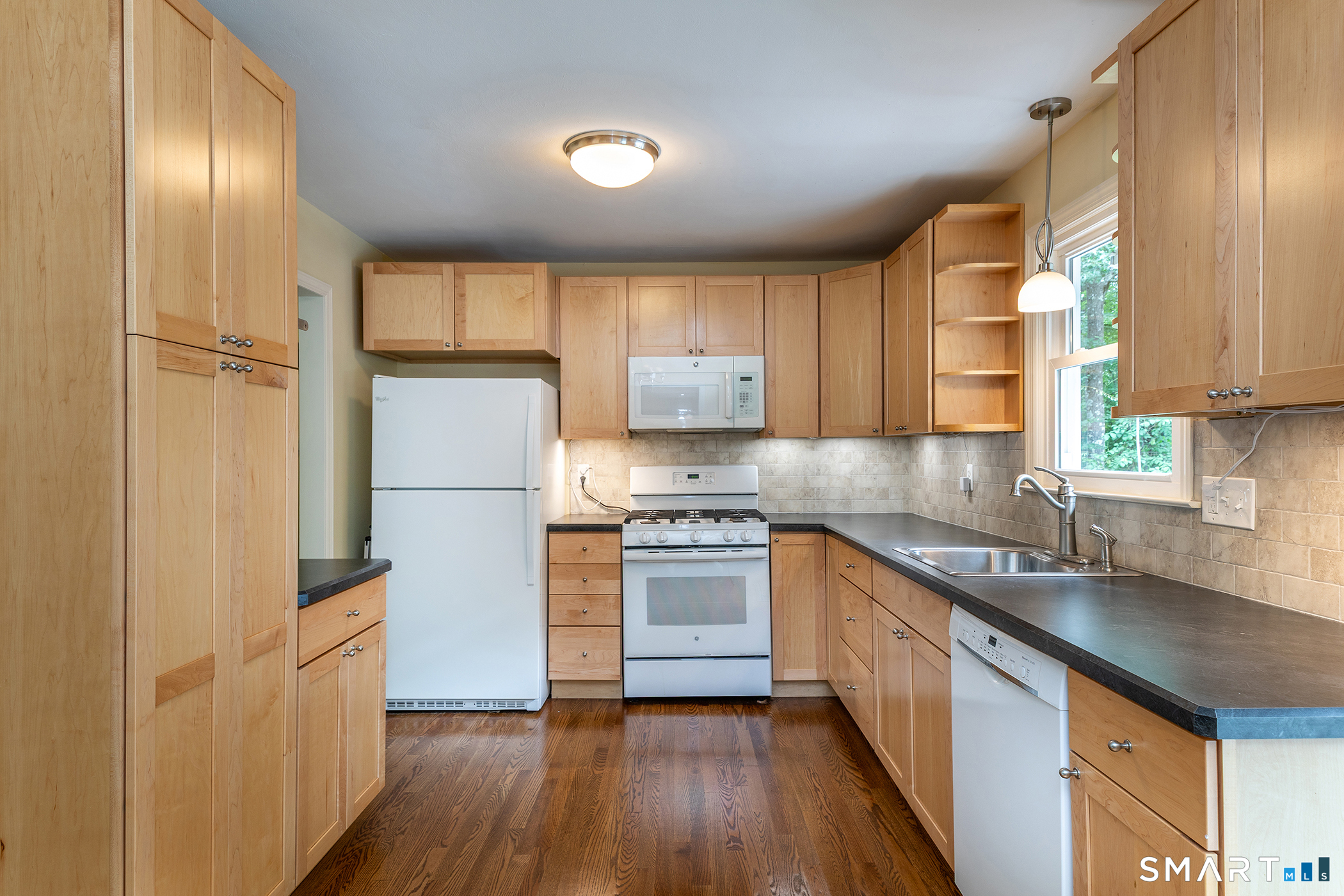 41 Brushy Hill Road Newtown CT 06470