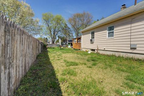 172 Sisson Street East Hartford CT 06118