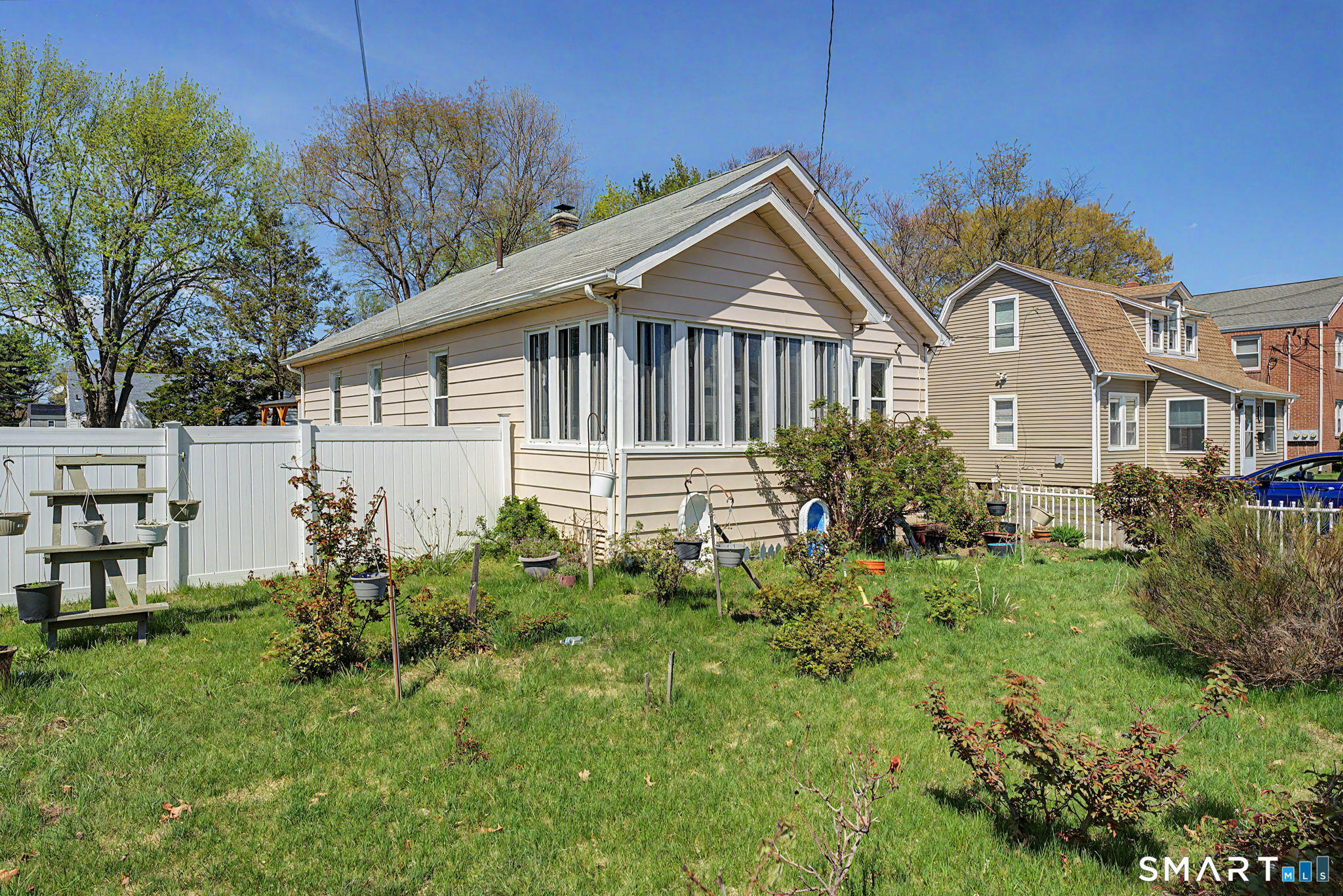 172 Sisson Street East Hartford CT 06118
