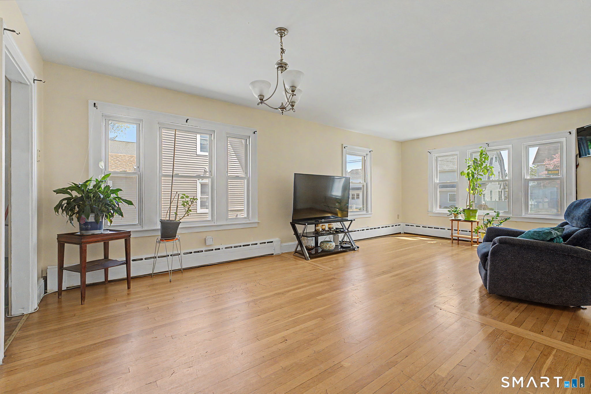 172 Sisson Street East Hartford CT 06118