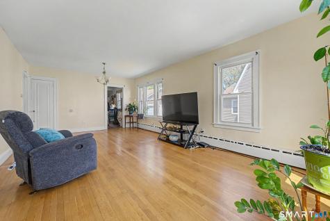 172 Sisson Street East Hartford CT 06118