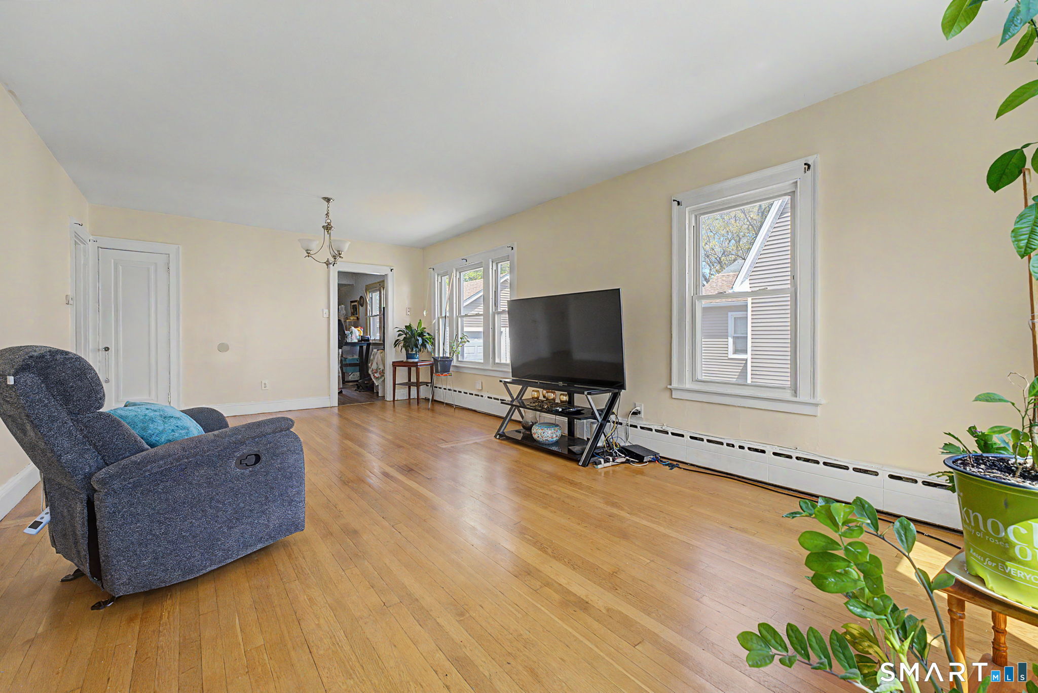 172 Sisson Street East Hartford CT 06118