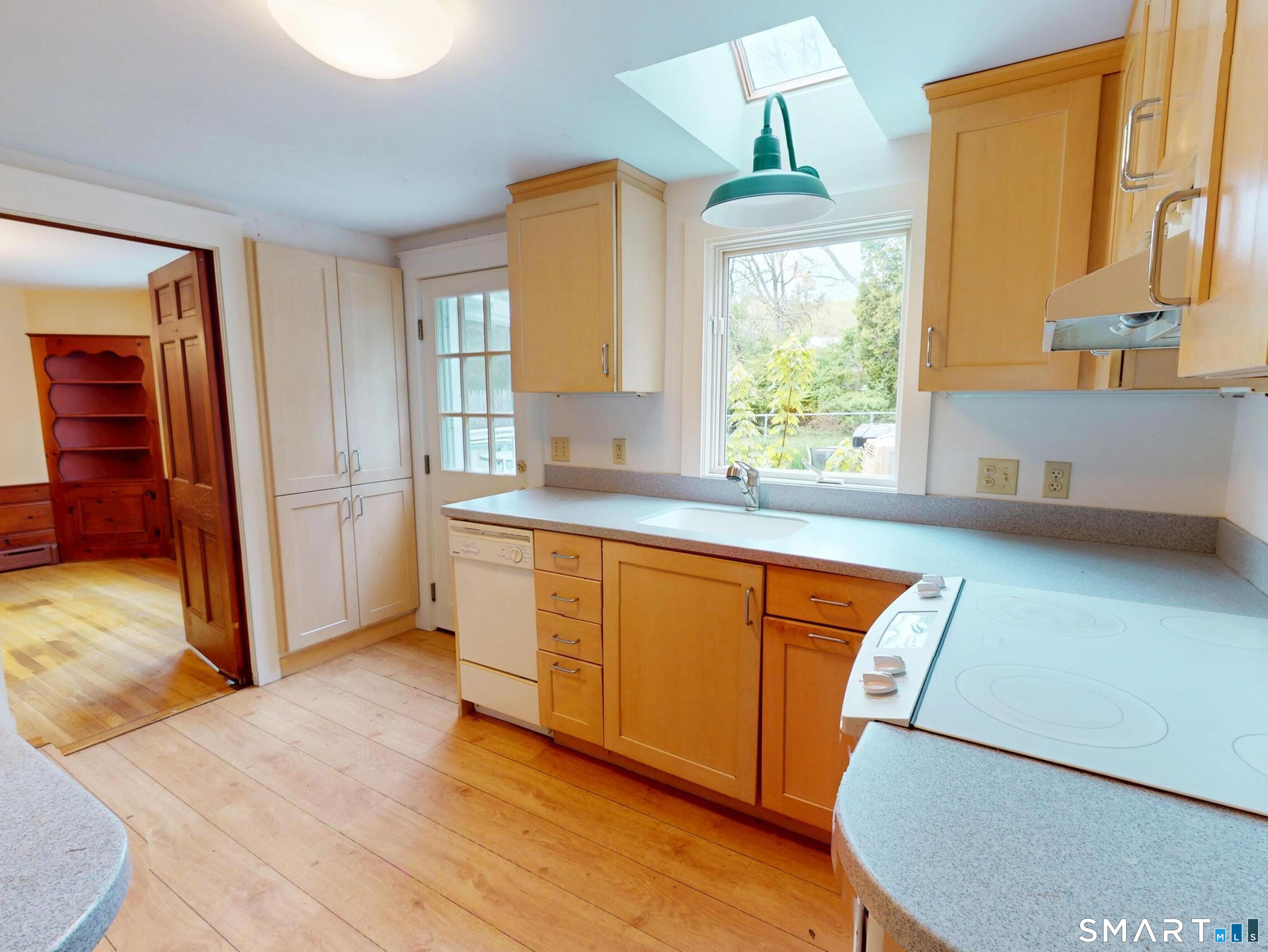 240 Great Neck Road Waterford CT 06385