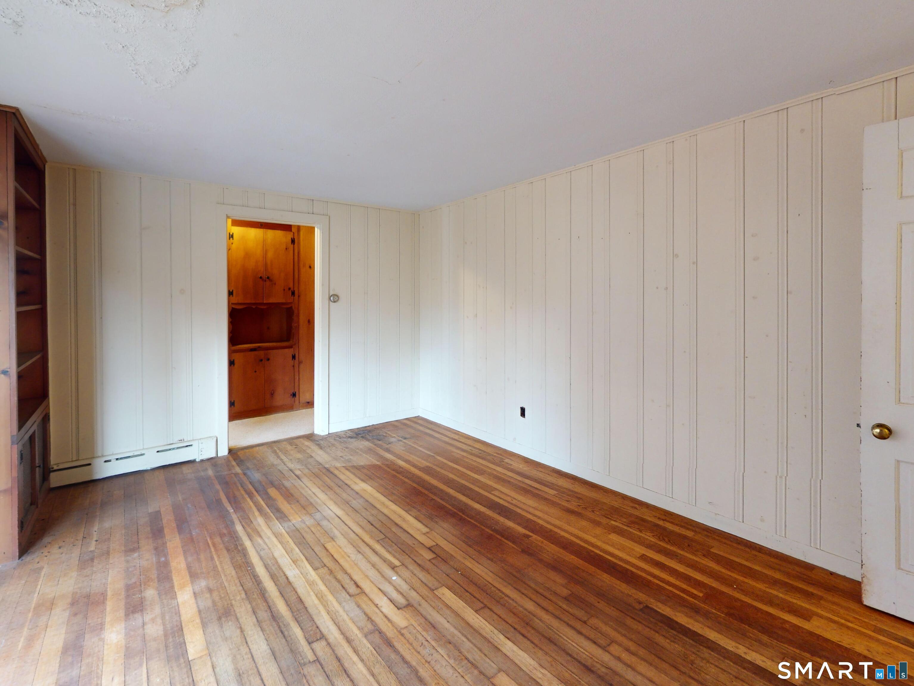 240 Great Neck Road Waterford CT 06385