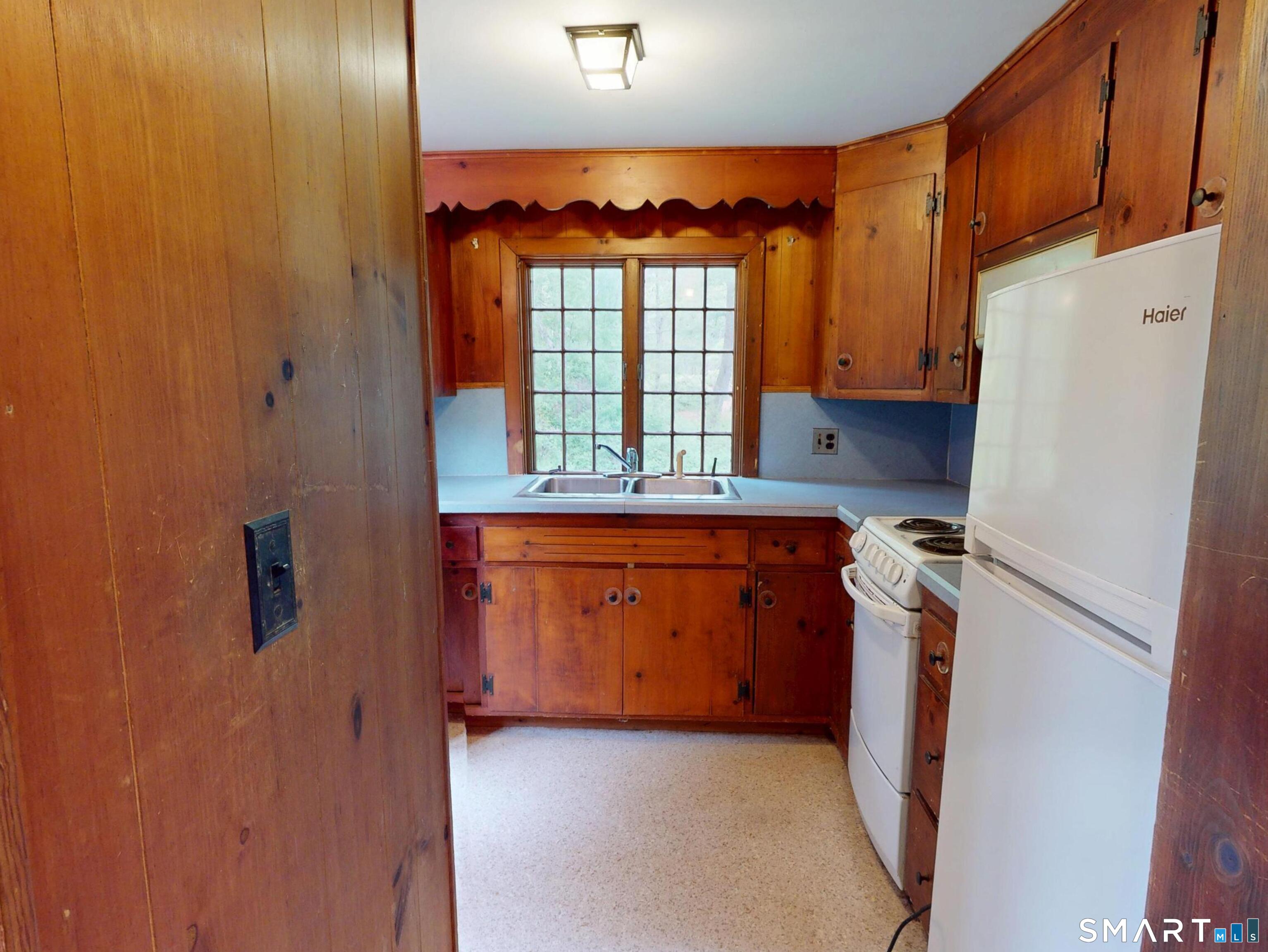 240 Great Neck Road Waterford CT 06385